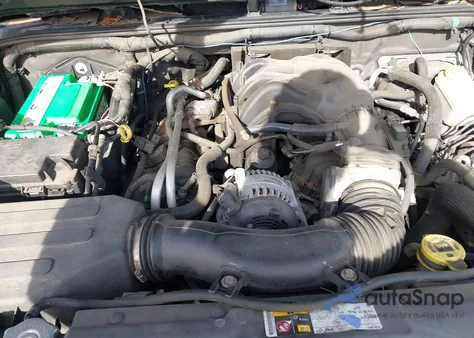 2012 Jeep Wrangler Unlimited Sahara z USA, uszkodzony, nr VIN 1C4HJWEG6CL206063